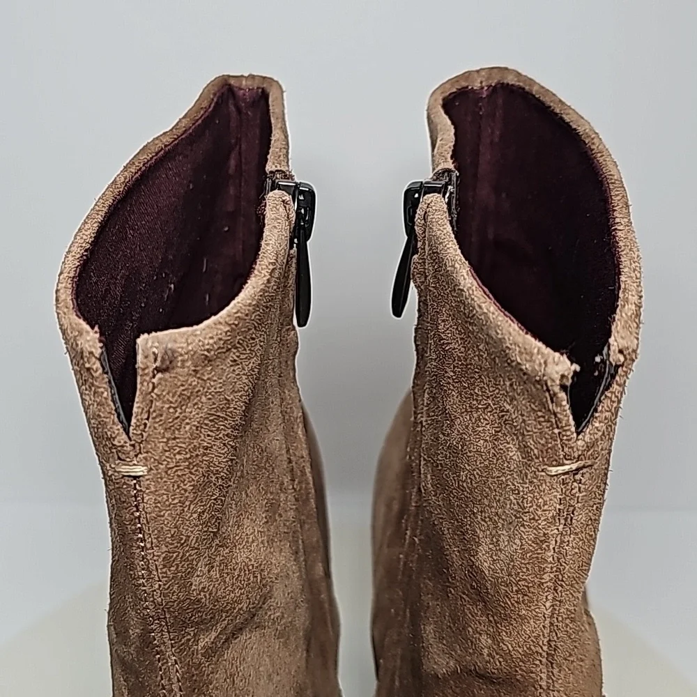 Franco Sarto Pia Suede Ankle Booties Brown 7.5 Side Zip Almond Toe Heeled Boots
